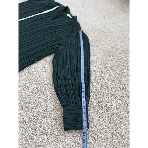 Chico’s Women’s 12 Emerald Green Shimmery Dot Chiffon V-Neck Blouse Long Sleeve - Picture 10 of 10